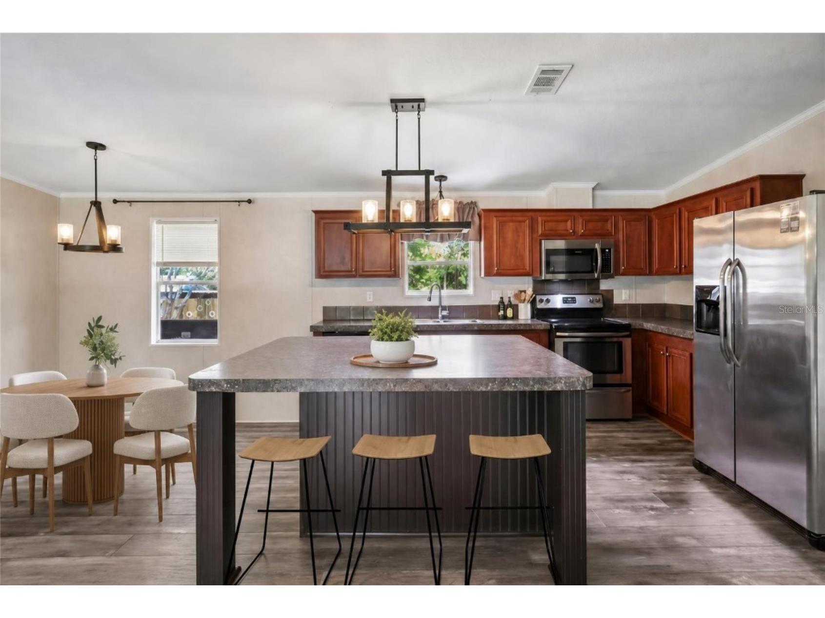 136 Creekwood Run Lakeland FL 33809 L4962264 image2