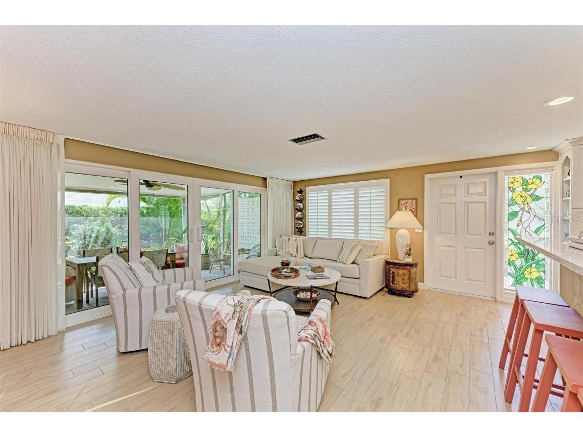 136 Crescent Dr Anna Maria FL 34216 - LAKE LA VISTA A4671637 image10