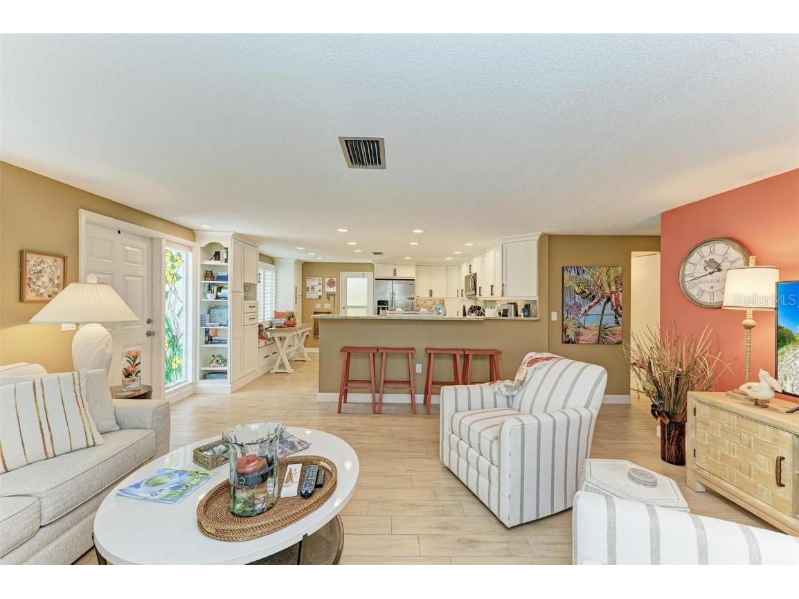 136 Crescent Dr Anna Maria FL 34216 - LAKE LA VISTA A4671637 image15