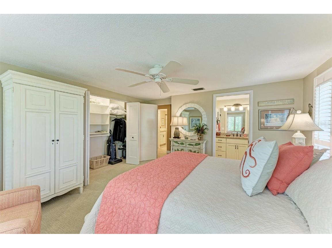 136 Crescent Dr Anna Maria FL 34216 - LAKE LA VISTA A4671637 image32