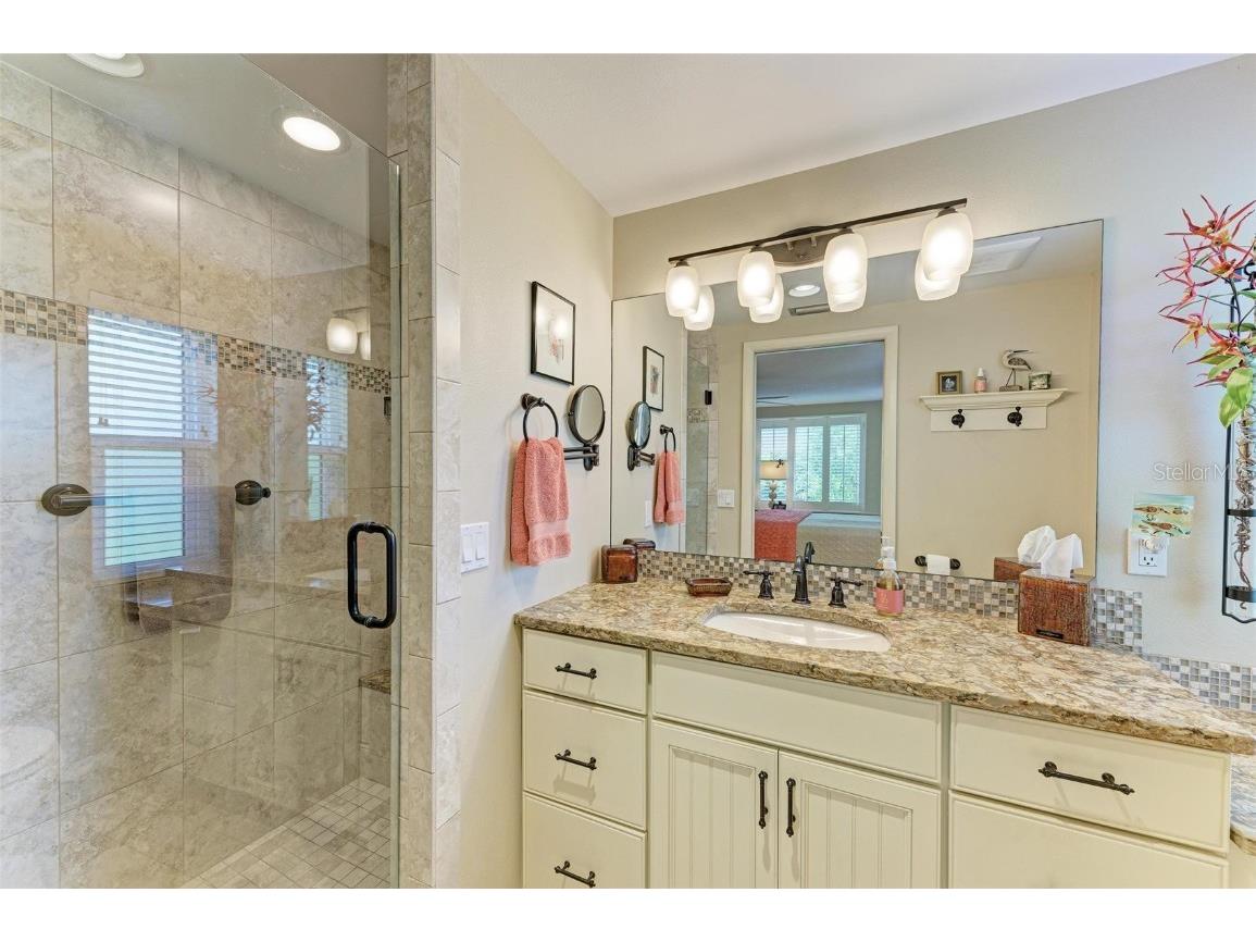 136 Crescent Dr Anna Maria FL 34216 - LAKE LA VISTA A4671637 image35