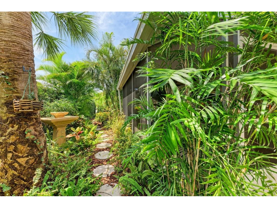 136 Crescent Dr Anna Maria FL 34216 - LAKE LA VISTA A4671637 image42