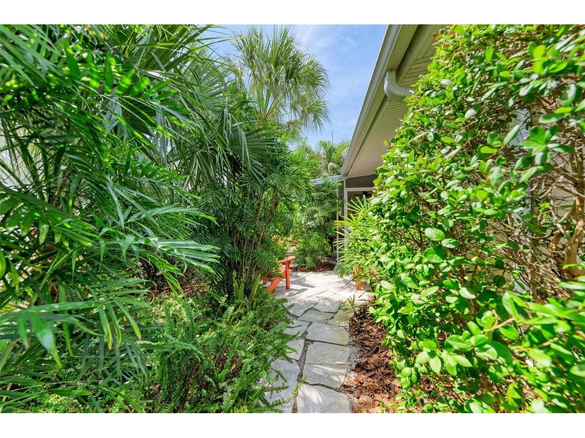 136 Crescent Dr Anna Maria FL 34216 - LAKE LA VISTA A4671637 image43