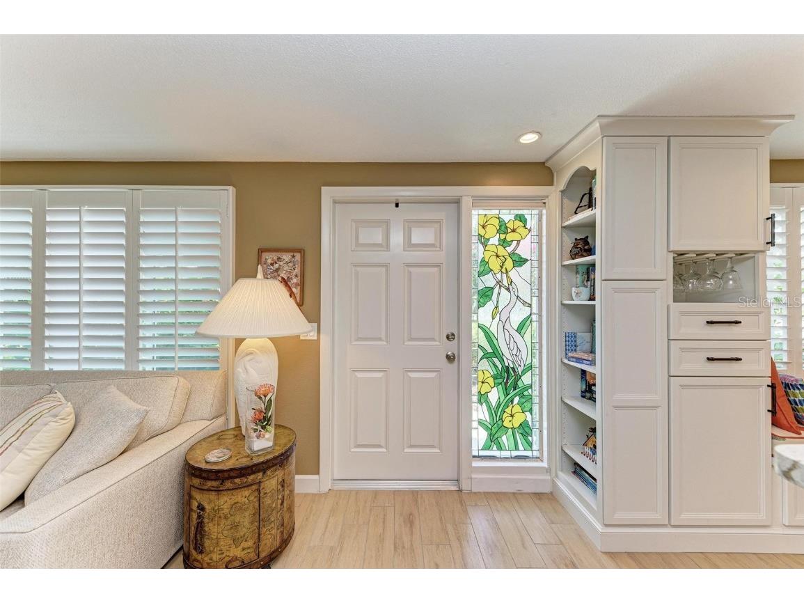 136 Crescent Dr Anna Maria FL 34216 - LAKE LA VISTA A4671637 image8