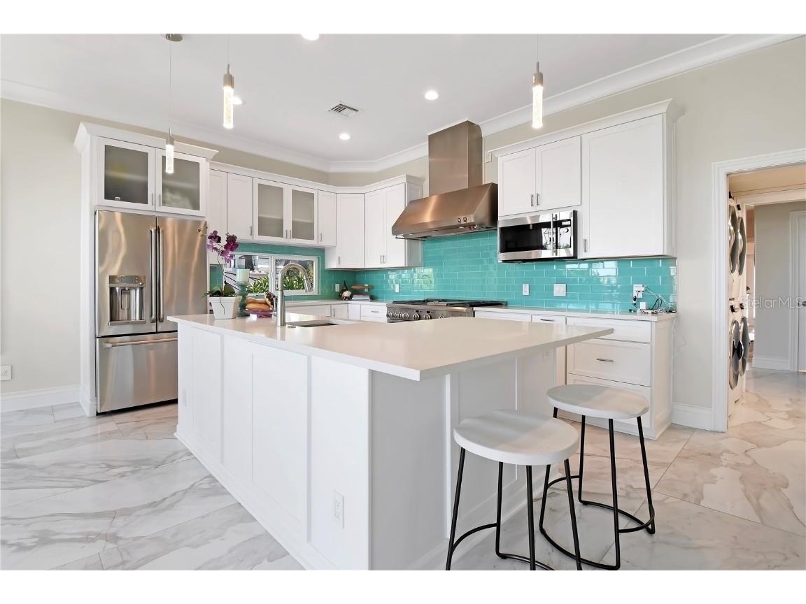 136 Devon Drive Clearwater Beach FL 33767 TB8436973 image14