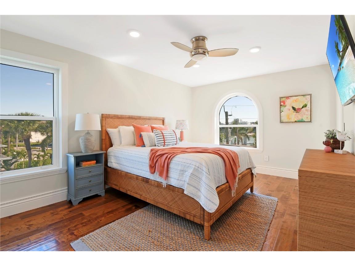 136 Devon Drive Clearwater Beach FL 33767 TB8436973 image29