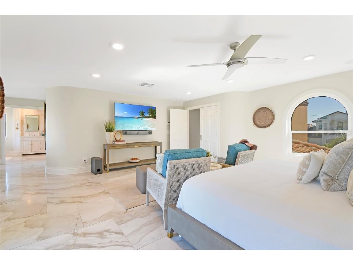 136 Devon Drive Clearwater Beach FL 33767 TB8436973 image35