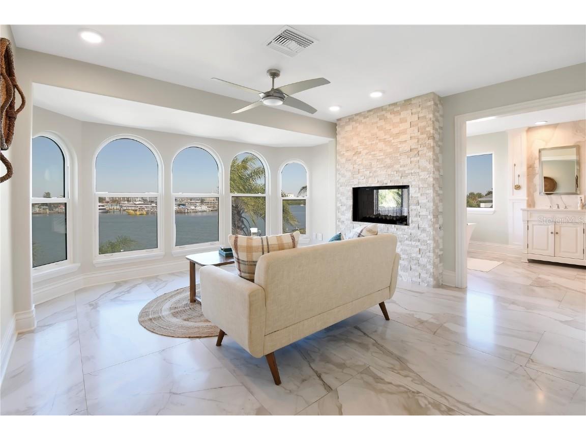 136 Devon Drive Clearwater Beach FL 33767 TB8436973 image37