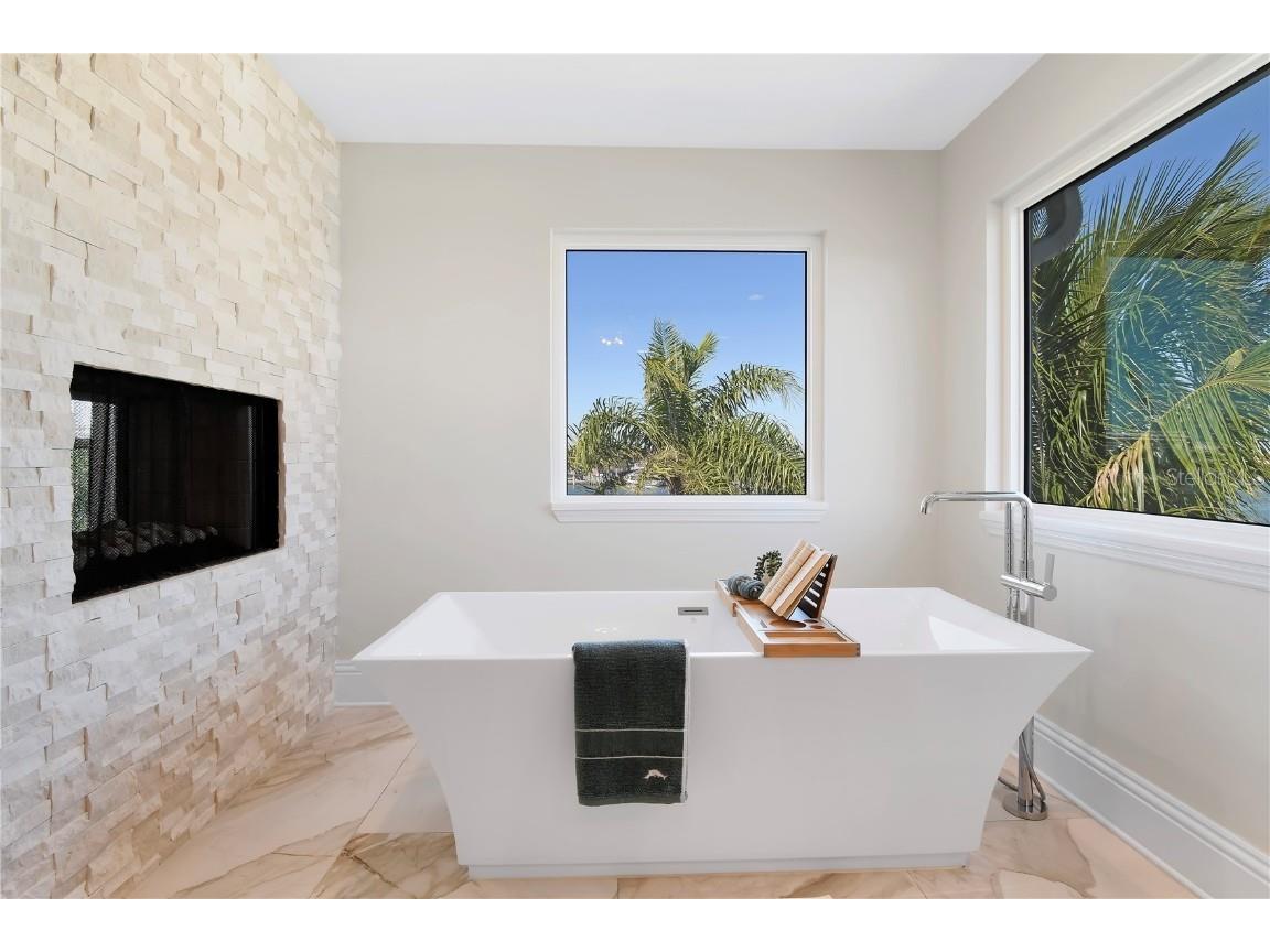 136 Devon Drive Clearwater Beach FL 33767 TB8436973 image43