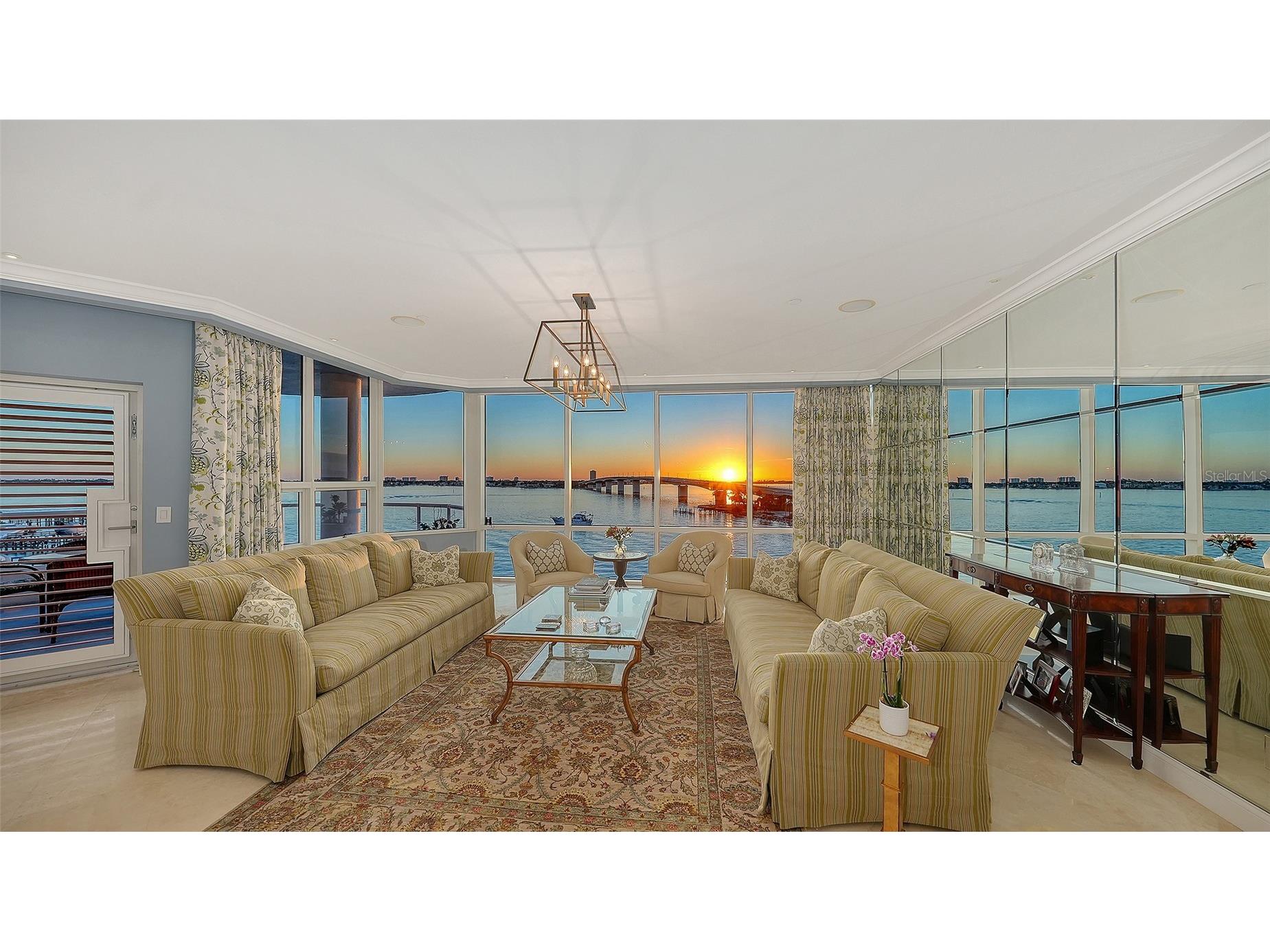 136 Golden Gate Point #502 Sarasota FL 34236 - SARASOTA BAY A4677212 image5