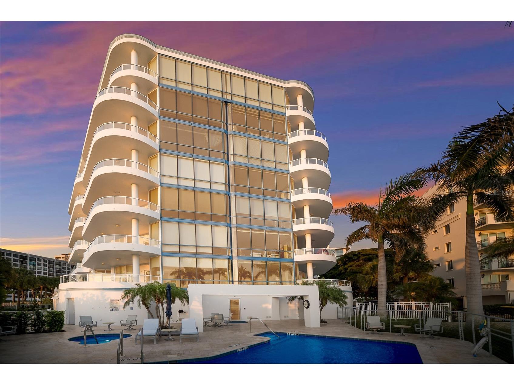 136 Golden Gate Point #602 Sarasota FL 34236 - SARASOTA BAY A4697142 image1