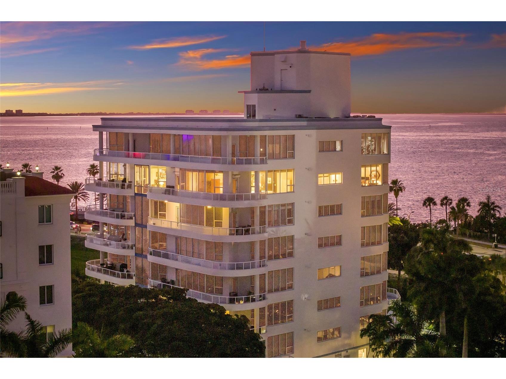 136 Golden Gate Point #602 Sarasota FL 34236 - SARASOTA BAY A4697142 image3