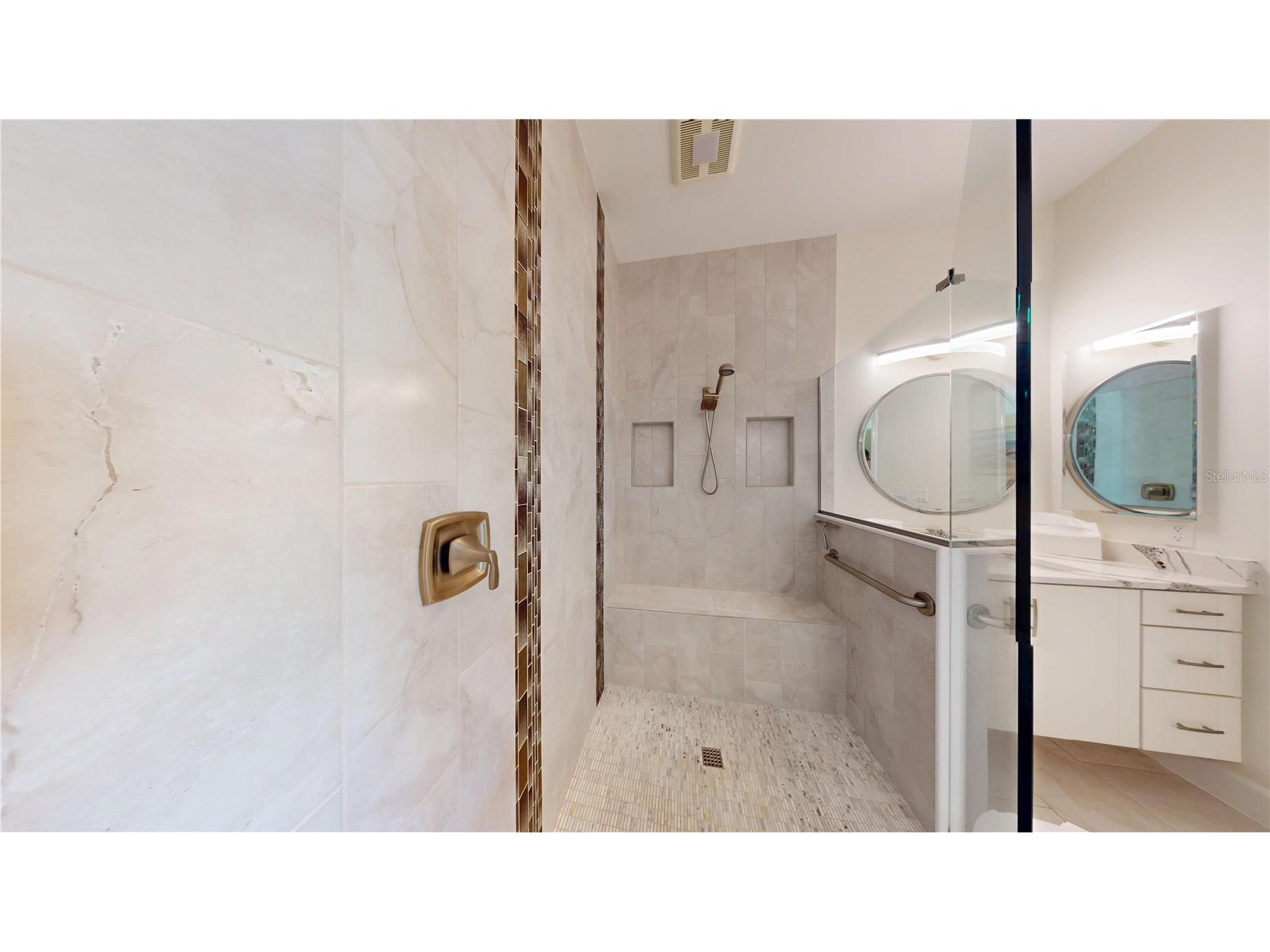 136 Great Isaac Court Punta Gorda FL 33950 - BLUE CRAB BAY / SEA HORSE BAY C7526280 image37