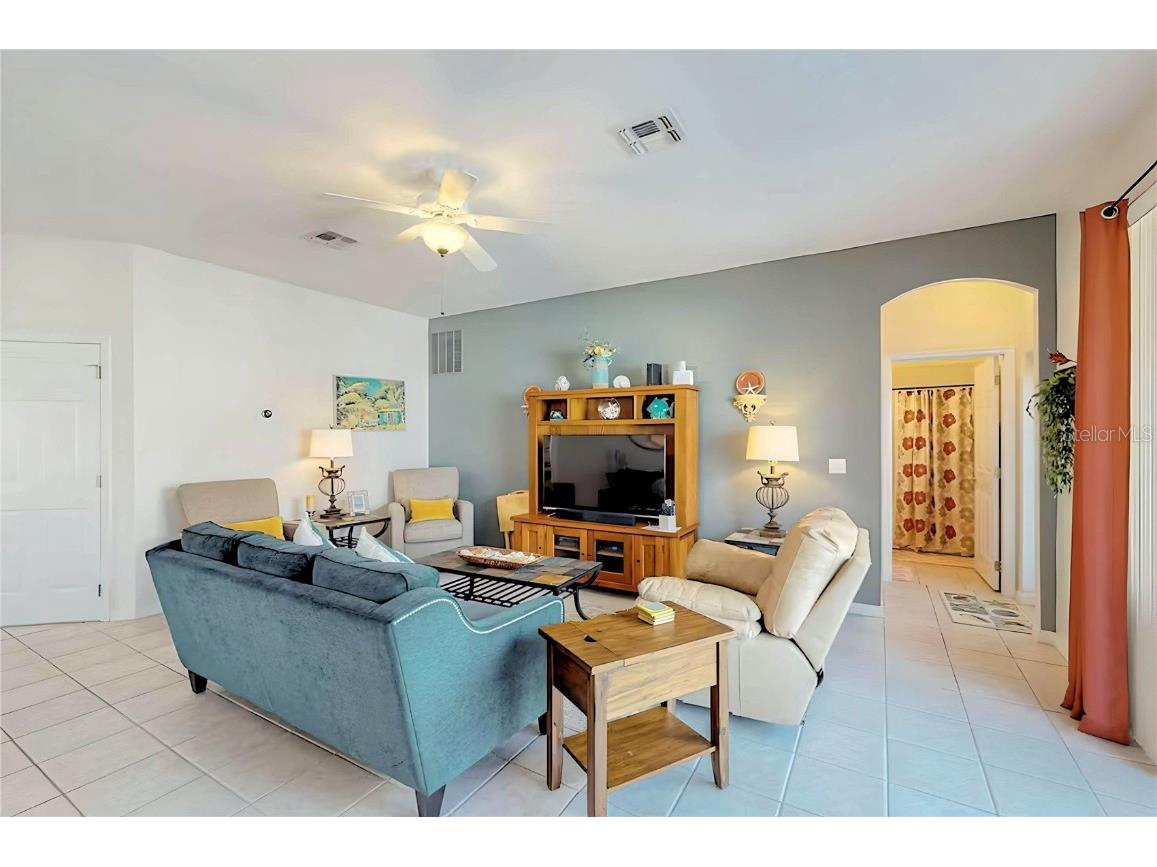 136 Henley Circle Davenport FL 33896 S5134046 image5