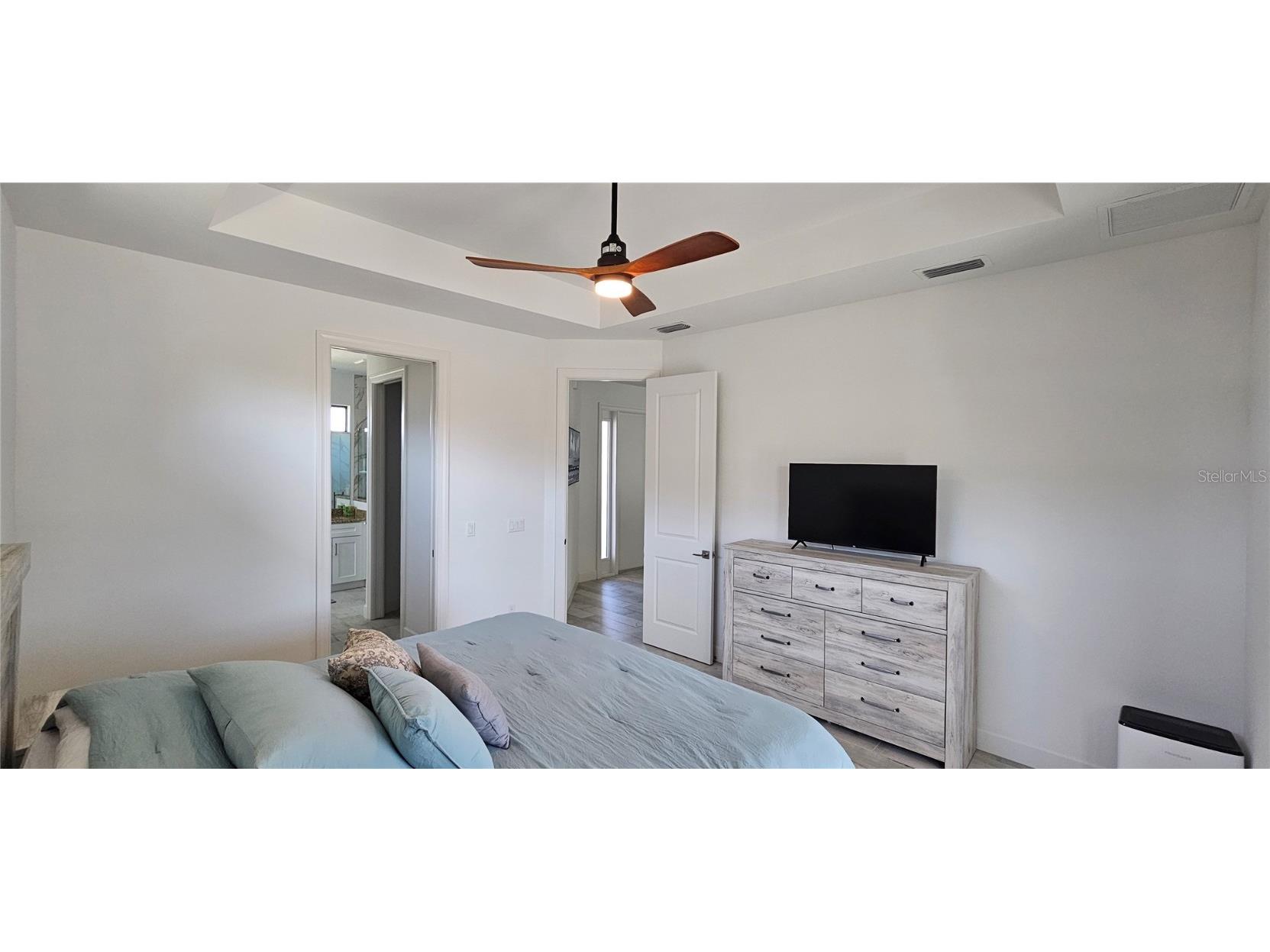 136 Kamal Parkway Cape Coral FL 33904 C7510703 image2