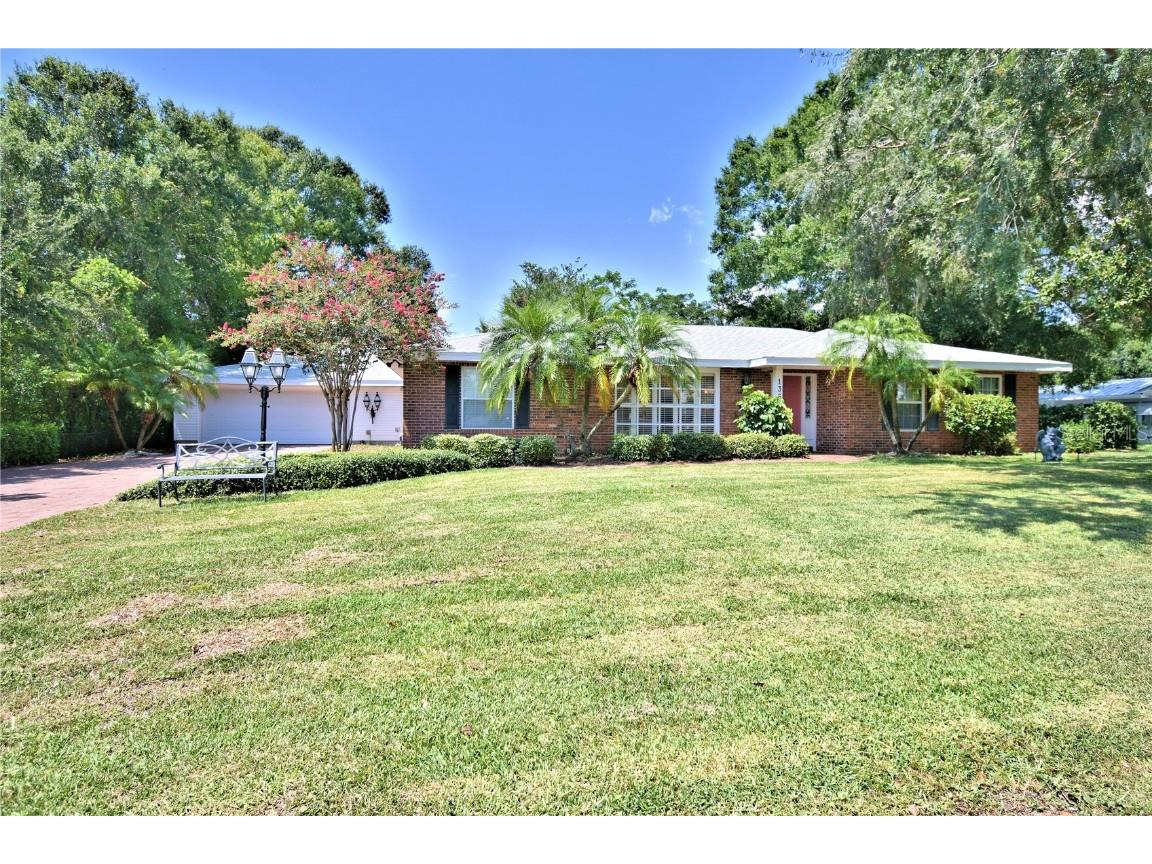 136 Park Lane SE Winter Haven FL 33884 P4926762 image1