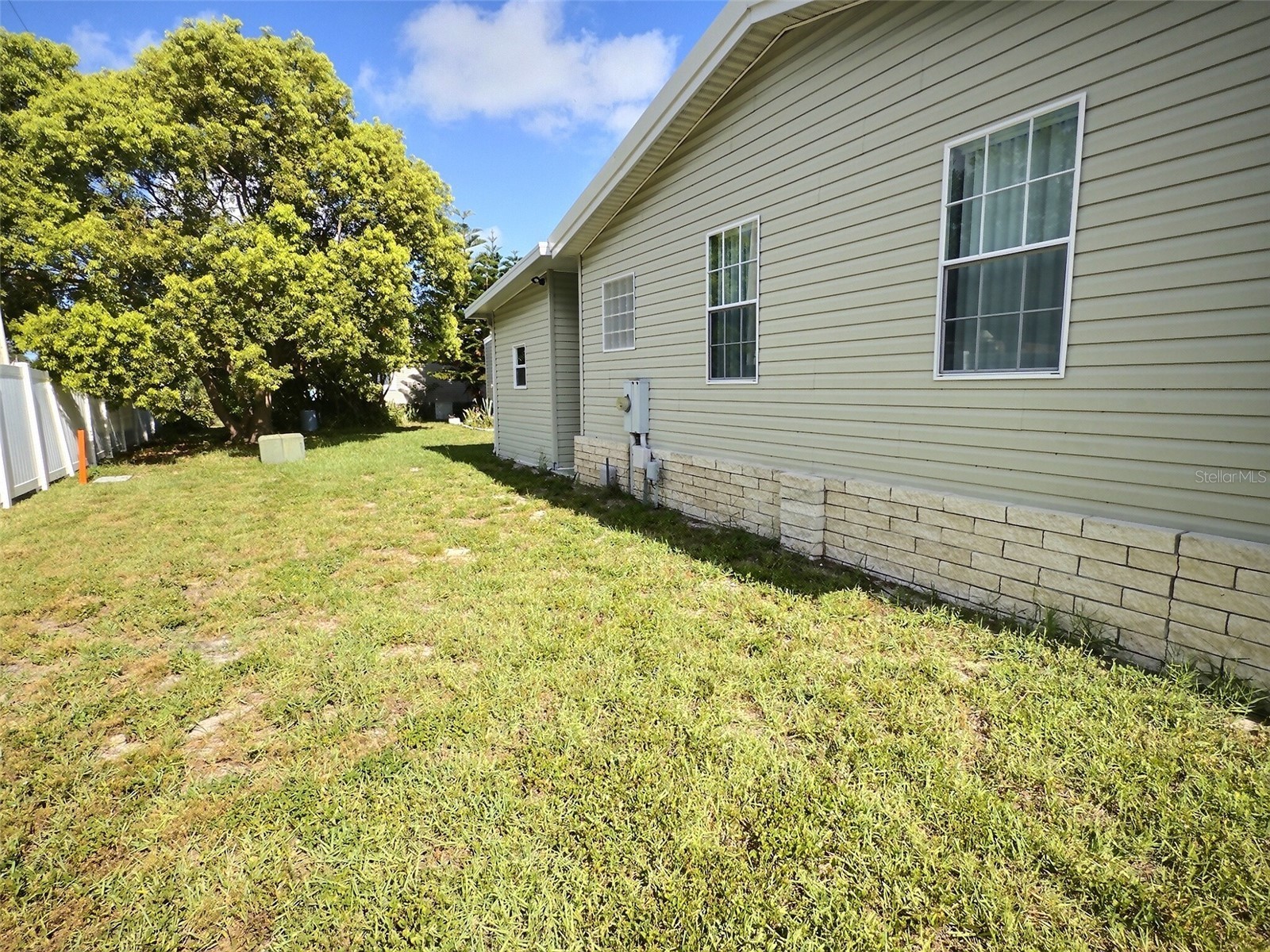 136 Pindo Palm Street W Largo FL 33770 TB8521636 image25