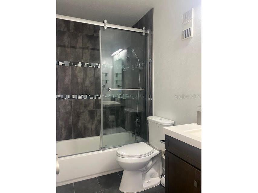136 Pompano Drive SE #D Saint Petersburg FL 33705 - BIG BAYOU LAKE AND BIG BAYOU TB8493747 image19