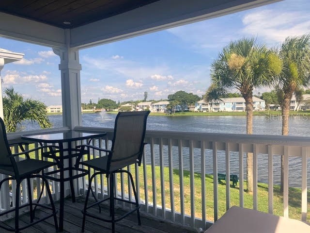 136 Pompano Drive SE #D Saint Petersburg FL 33705 - BIG BAYOU LAKE AND BIG BAYOU TB8493747 image3