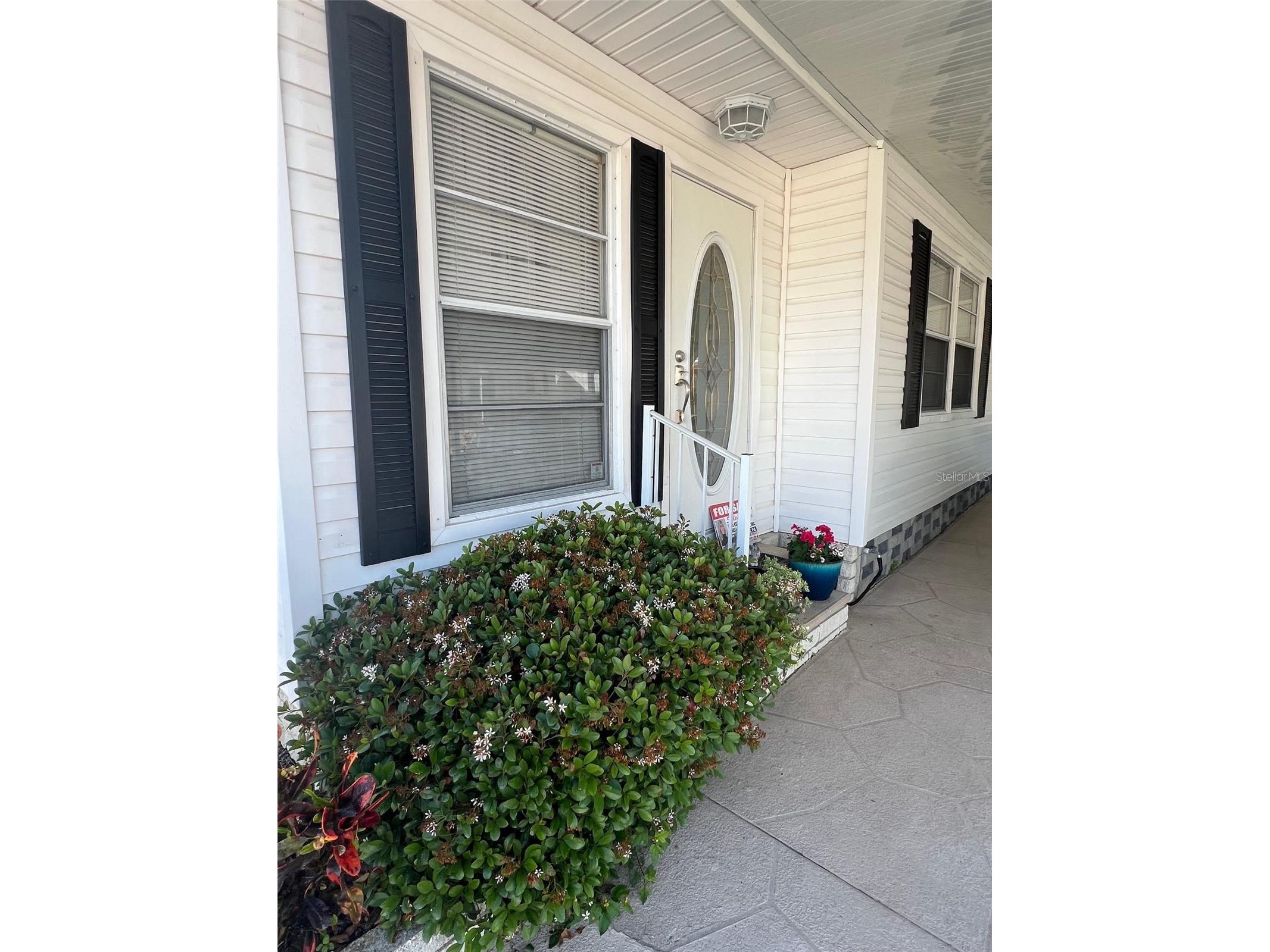 136 Royal Palm Circle Largo FL 33778 TB8480223 image4