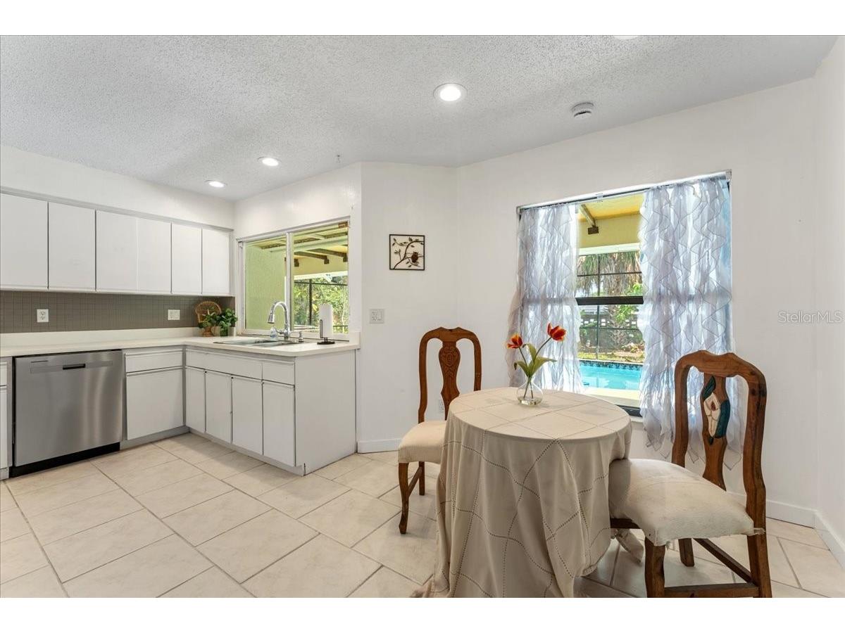 136 Sheffield Circle E Palm Harbor FL 34683 TB8512808 image16