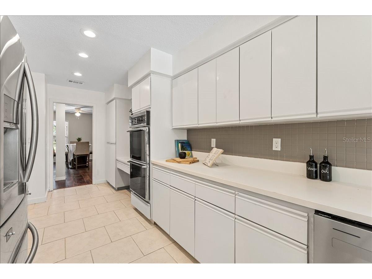 136 Sheffield Circle E Palm Harbor FL 34683 TB8512808 image19