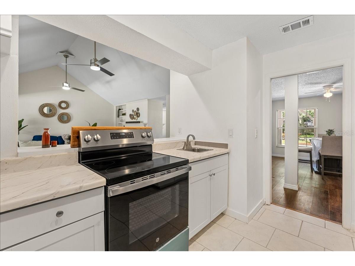 136 Sheffield Circle E Palm Harbor FL 34683 TB8512808 image20