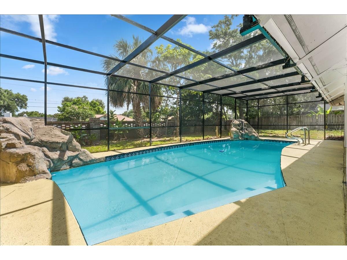 136 Sheffield Circle E Palm Harbor FL 34683 TB8512808 image3