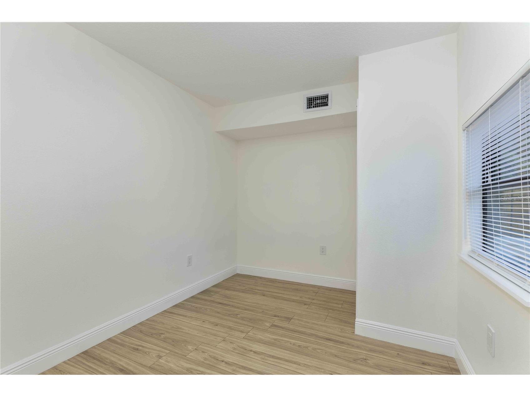 136 Taylor Avenue Daytona Beach FL 32114 O6410853 image13