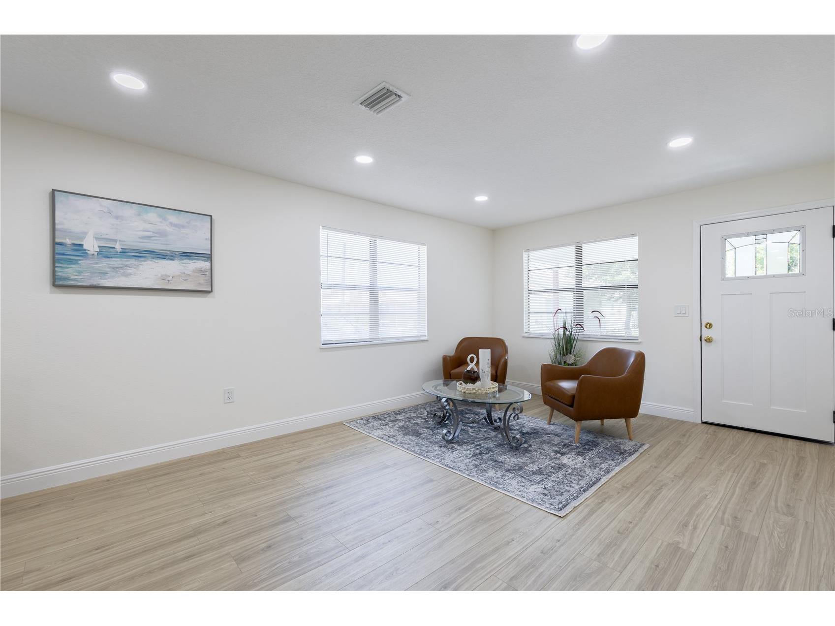 136 Taylor Avenue Daytona Beach FL 32114 O6410853 image9