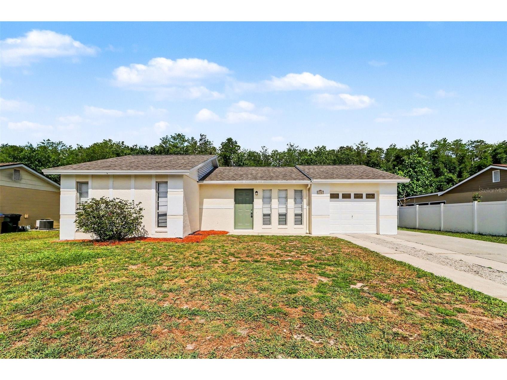 136 W Cedarwood Circle Kissimmee FL 34743 O6404486 image1