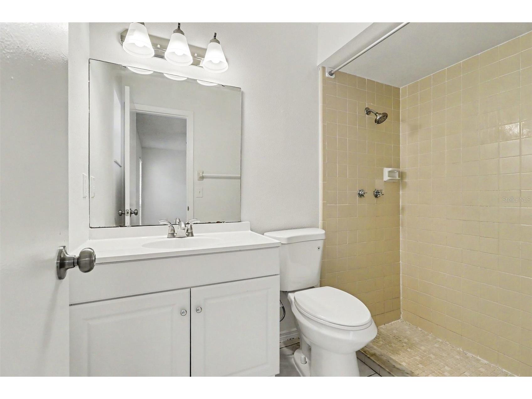 136 W Cedarwood Circle Kissimmee FL 34743 O6404486 image11