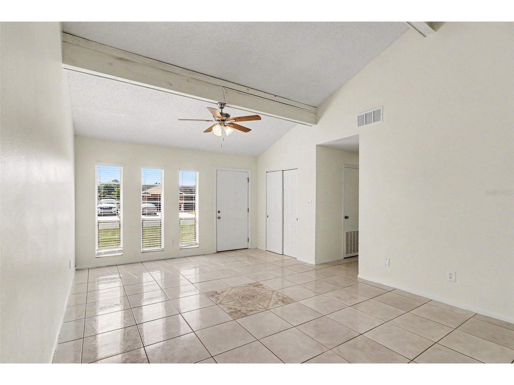 136 W Cedarwood Circle Kissimmee FL 34743 O6404486 image2