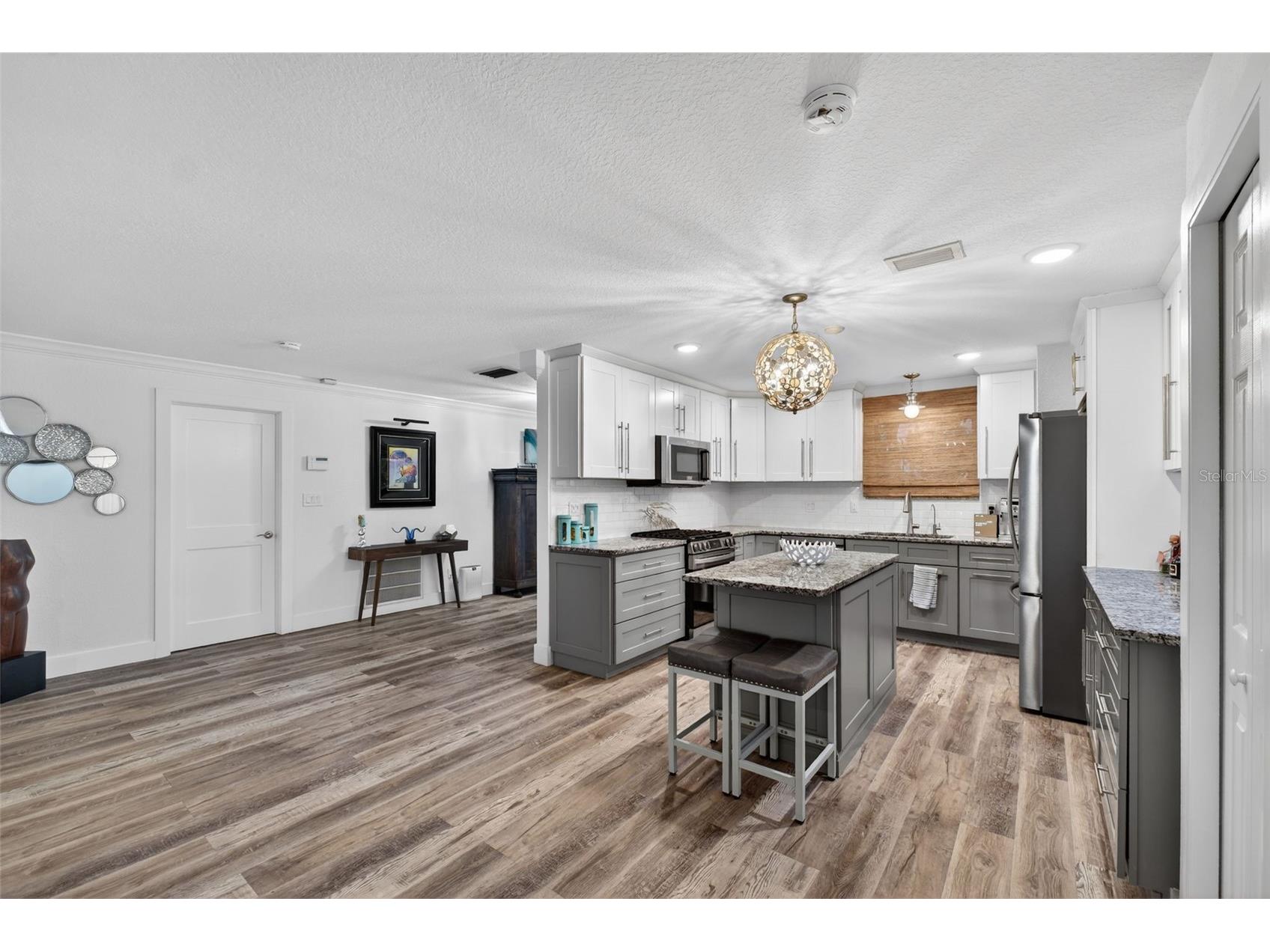 136 Windward Island Clearwater Beach FL 33767 TB8475218 image17