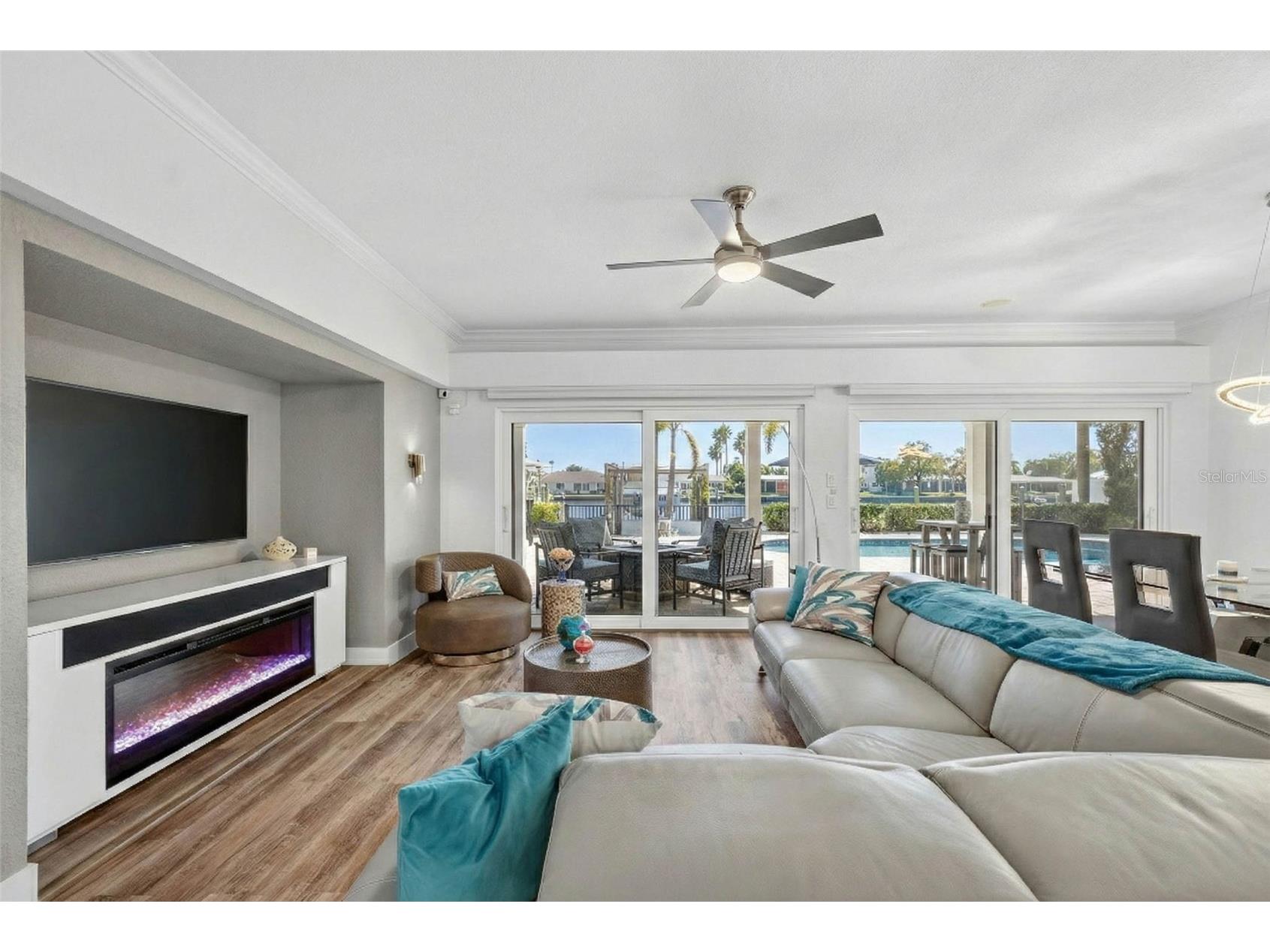 136 Windward Island Clearwater Beach FL 33767 TB8475218 image18