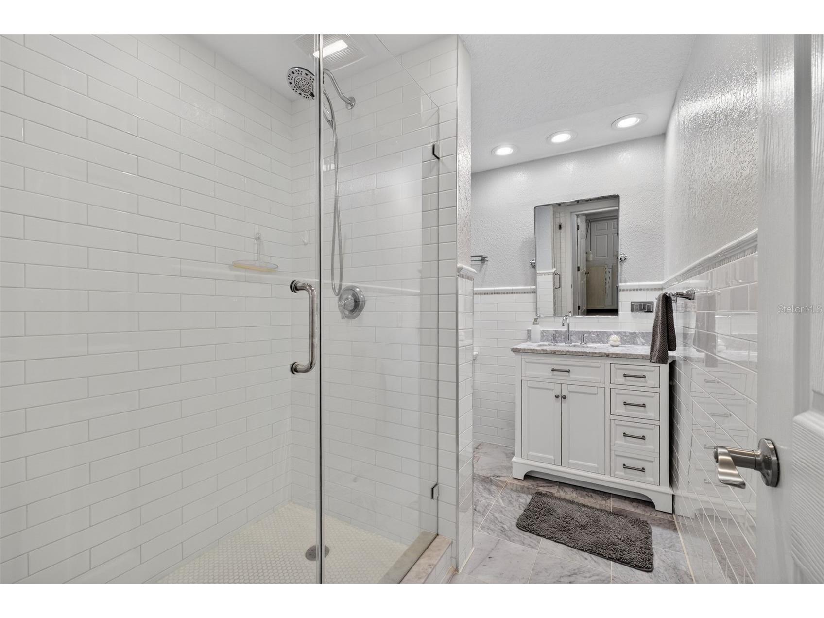 136 Windward Island Clearwater Beach FL 33767 TB8475218 image33
