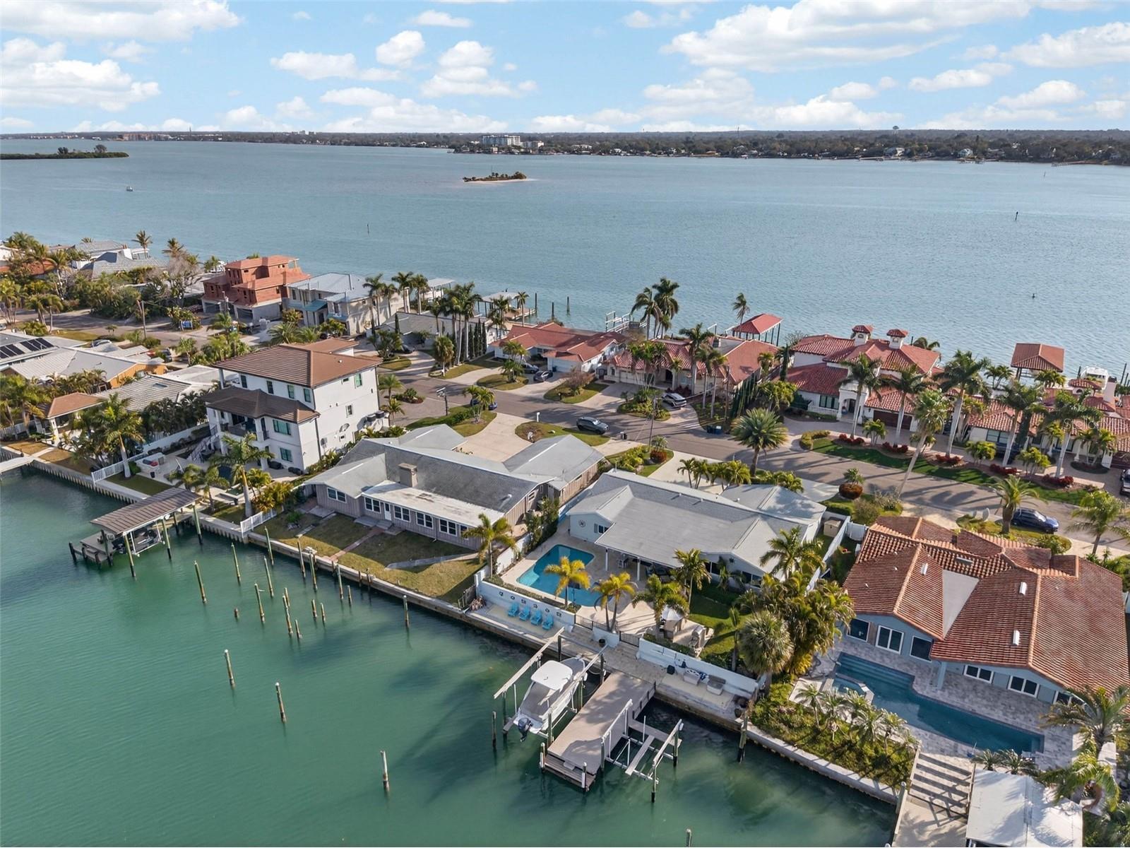 136 Windward Island Clearwater Beach FL 33767 TB8475218 image7