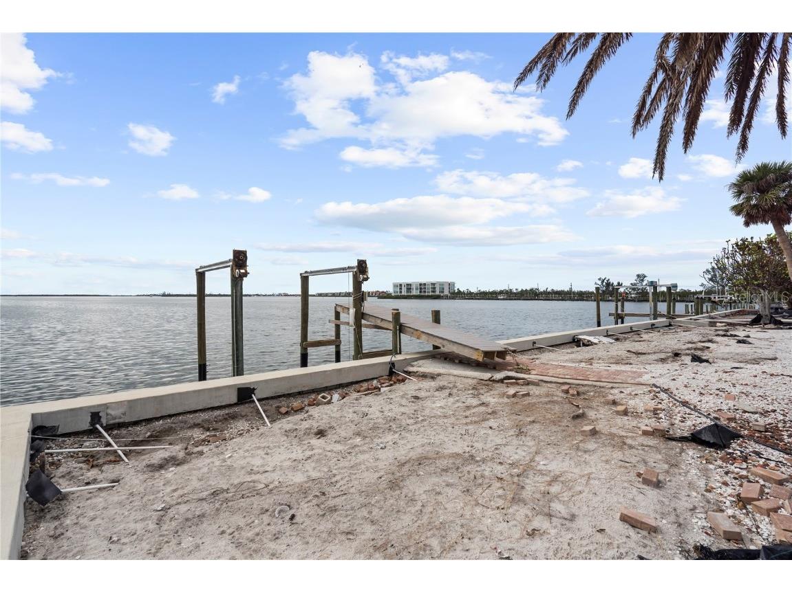 1360 Aqua View Englewood FL 34223 - LEMON BAY N6140900 image25