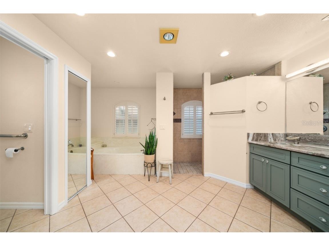 1360 Lake Josephine Drive Sebring FL 33875 - LAKE JOSEPHINE A4669731 image35