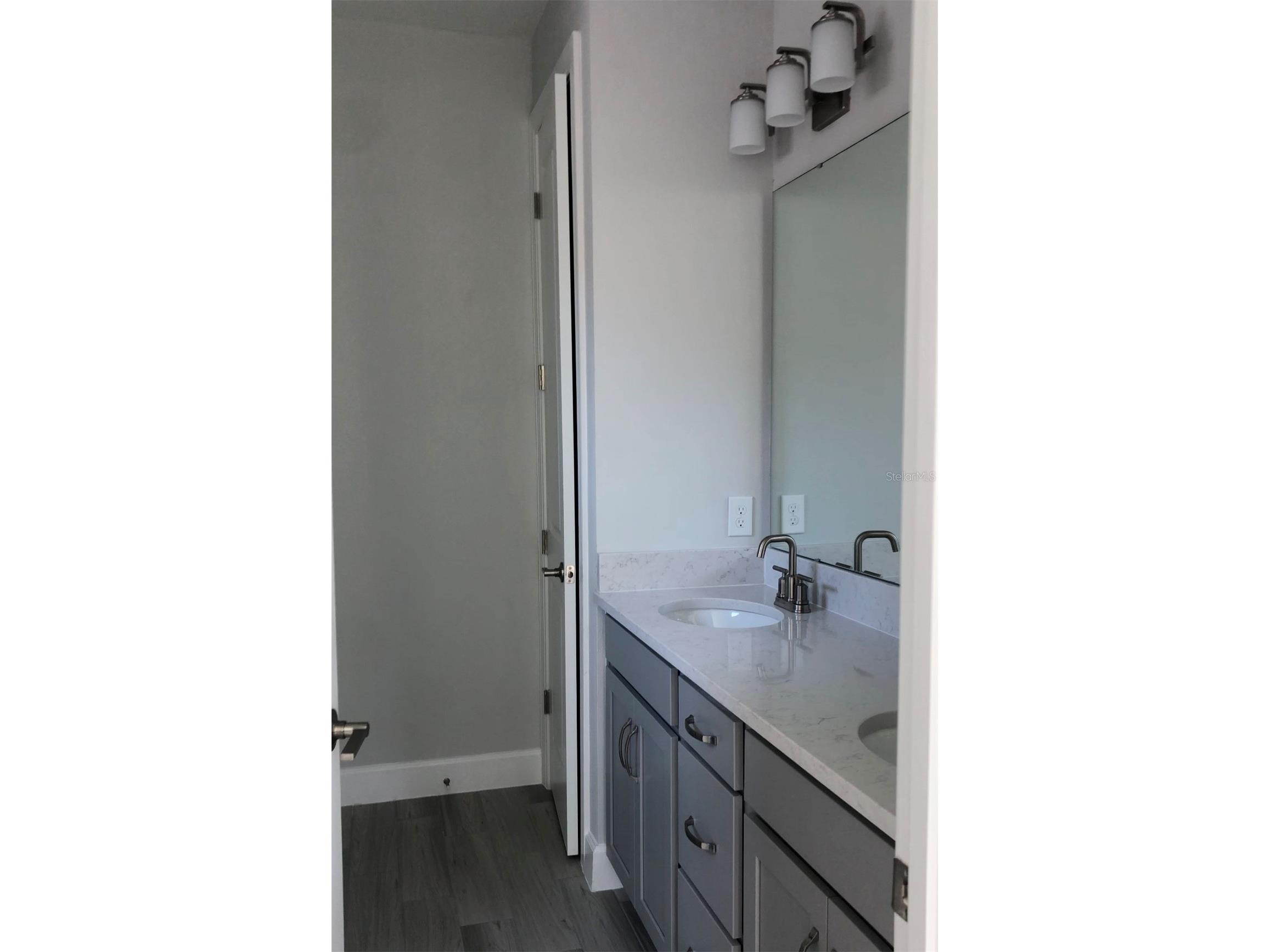 1360 Lombardi Court Kissimmee FL 34759 OM715705 image5