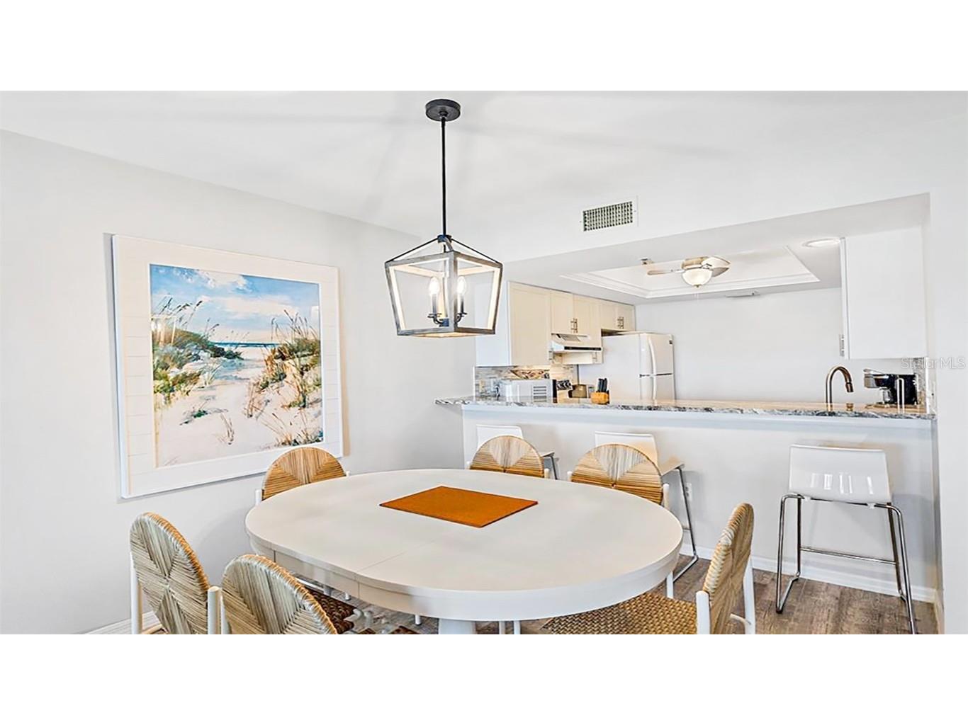 1360 Siesta Bayside Drive #1360-D Sarasota FL 34242 A4588739 image12