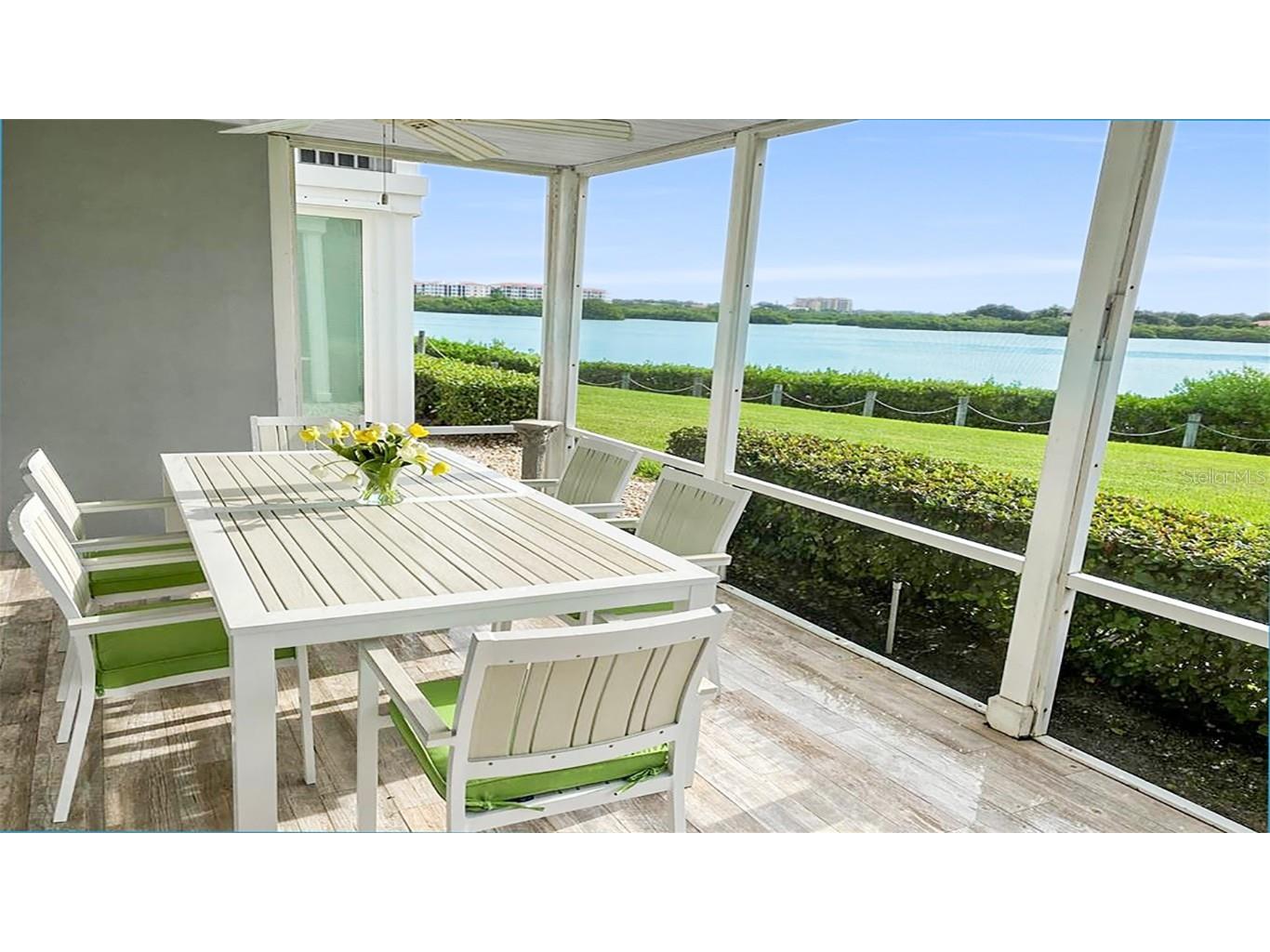 1360 Siesta Bayside Drive #1360-D Sarasota FL 34242 A4588739 image4