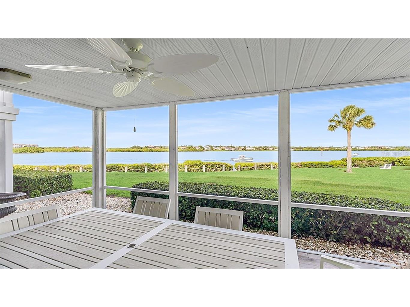 1360 Siesta Bayside Drive #1360-D Sarasota FL 34242 A4588739 image5