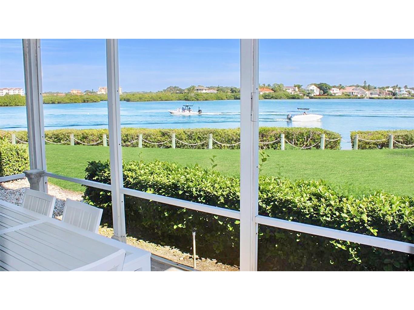 1360 Siesta Bayside Drive #1360-D Sarasota FL 34242 A4588739 image7