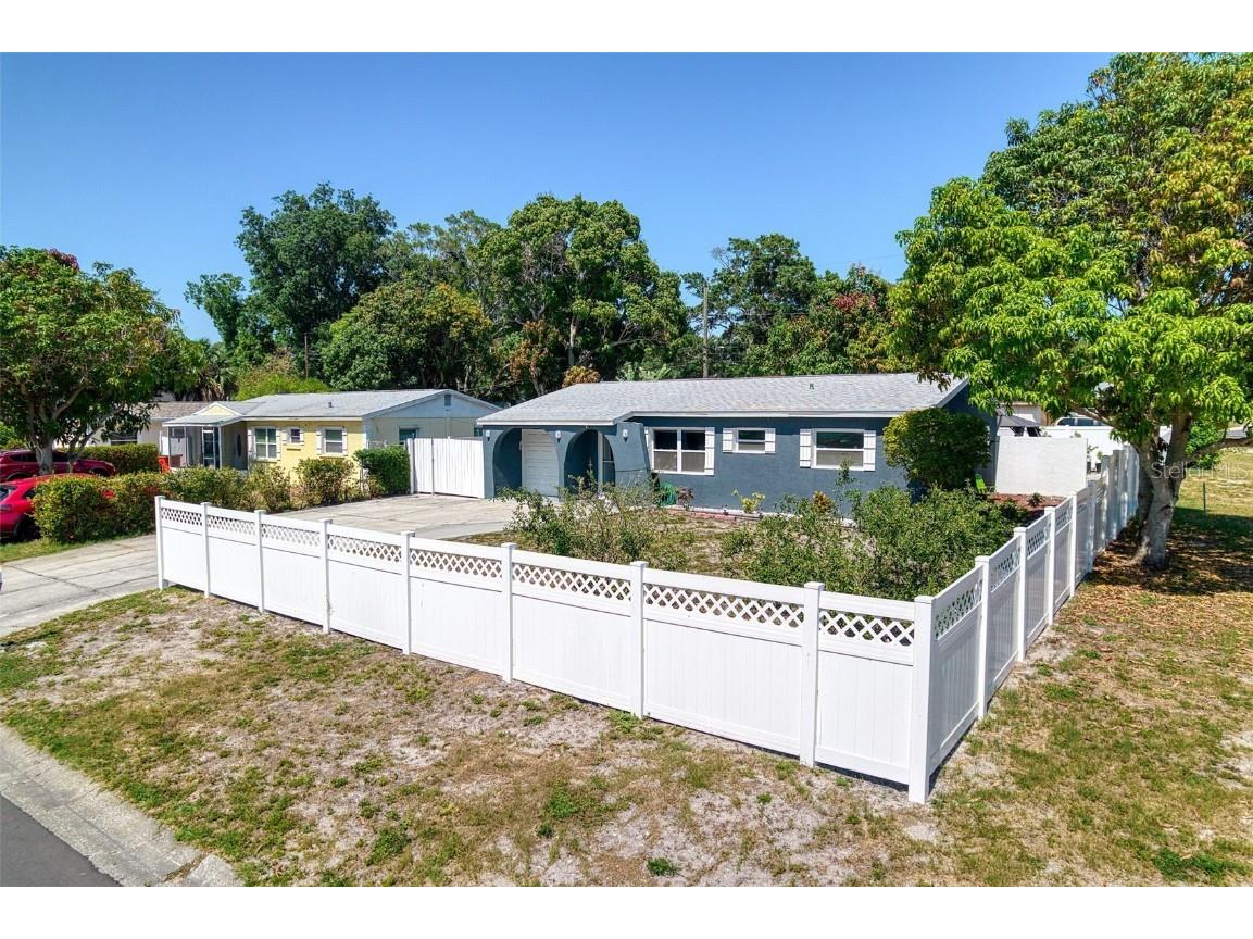 13601 120th Street Largo FL 33778 U8244262 image1