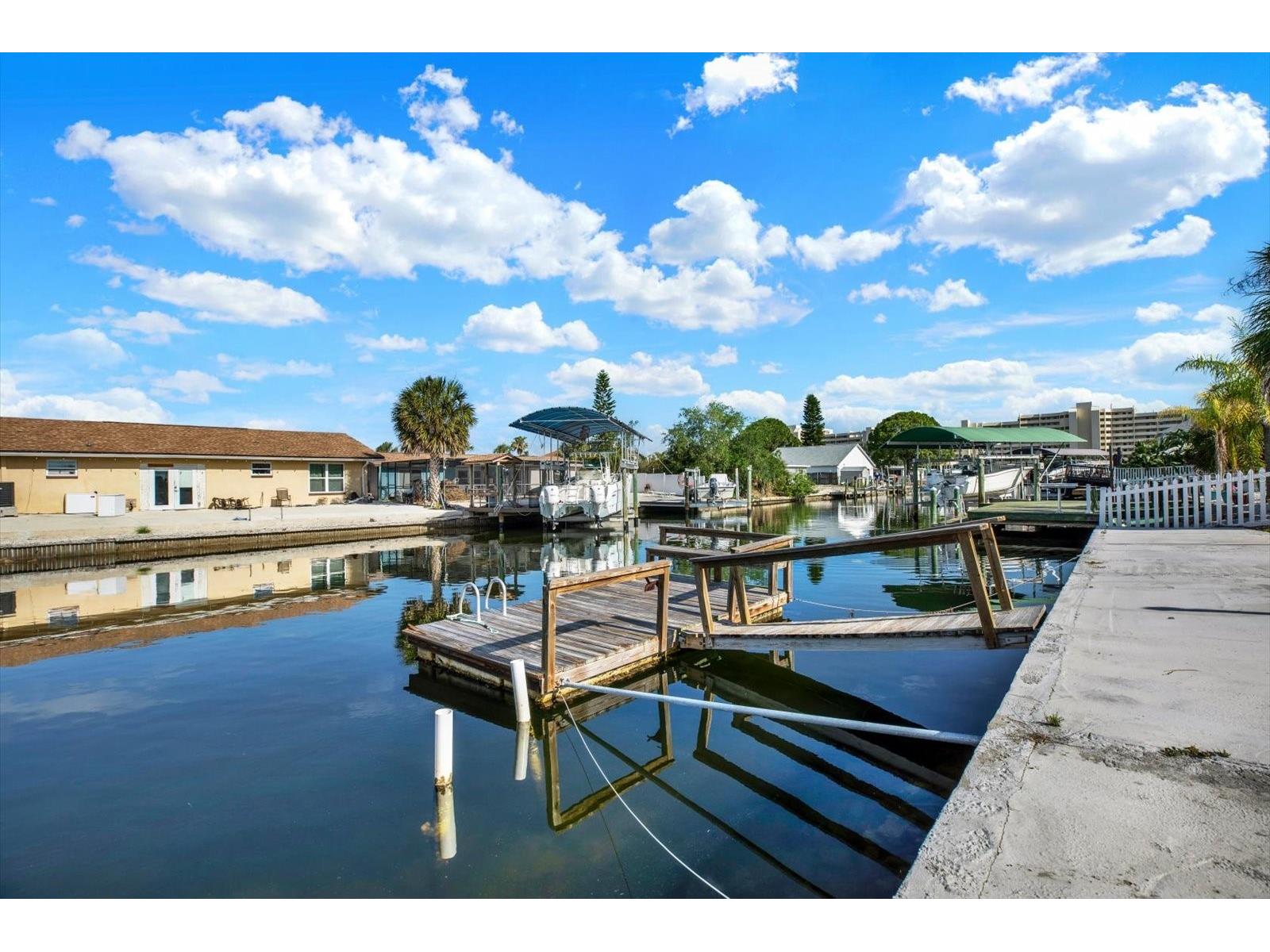 13605 Garris Drive Hudson FL 34667 W7885778 image5