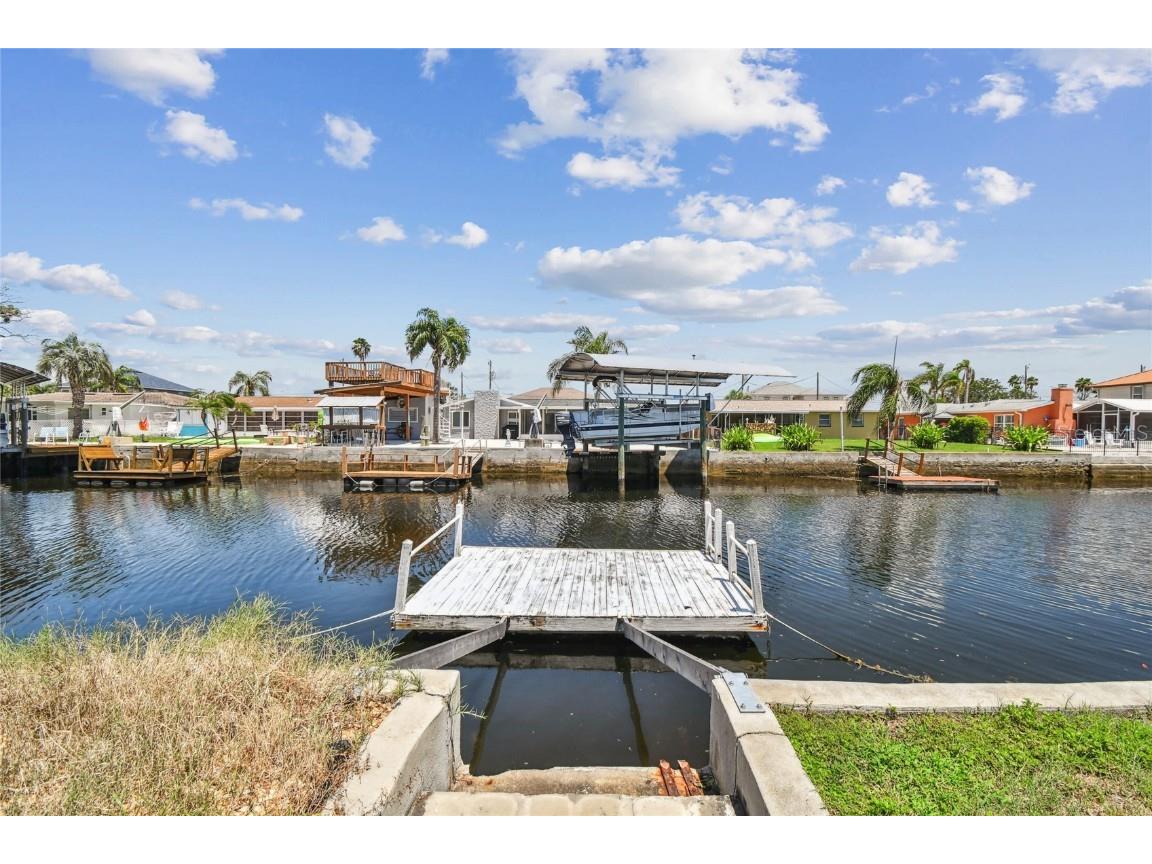 13606 Allyn Drive Hudson FL 34667 W7877831 image1