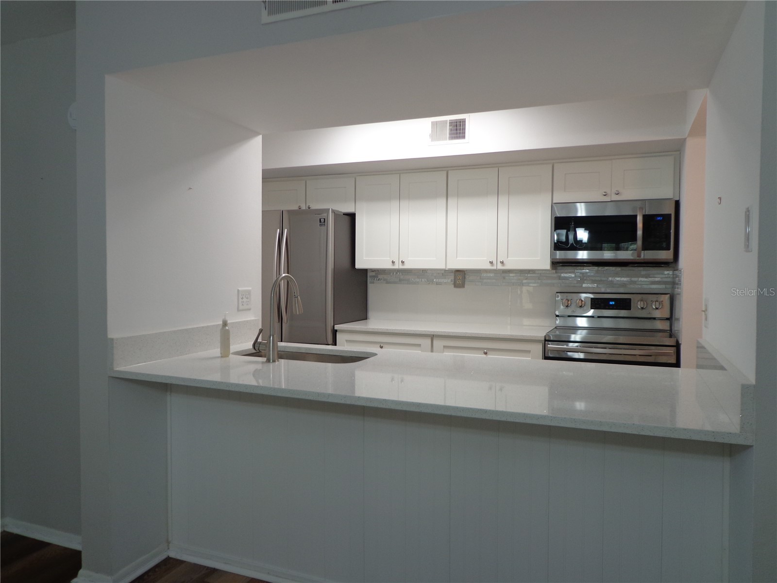 13608 S Village Drive #7103 Tampa FL 33618 TB8514124 image2