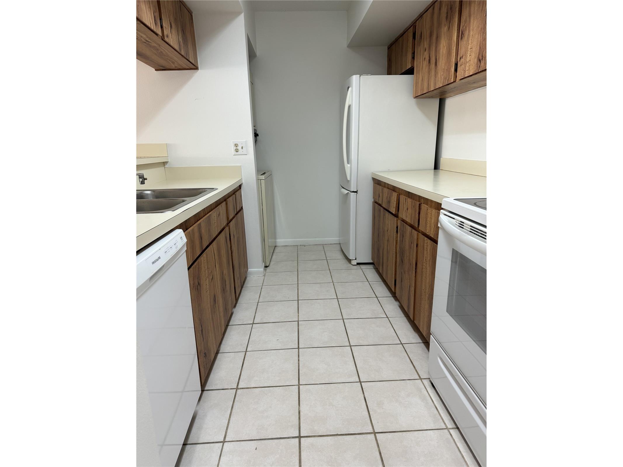 13608 S Village Drive #8203 Tampa FL 33618 TB8496285 image8