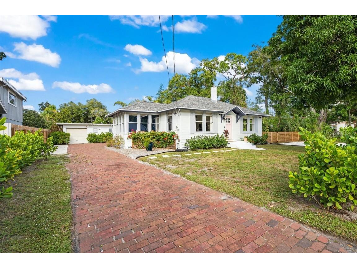 1361 16th Street Sarasota FL 34236 A4596330 image1